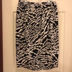 **MOVING SALE** Forever 21 pencil skirt